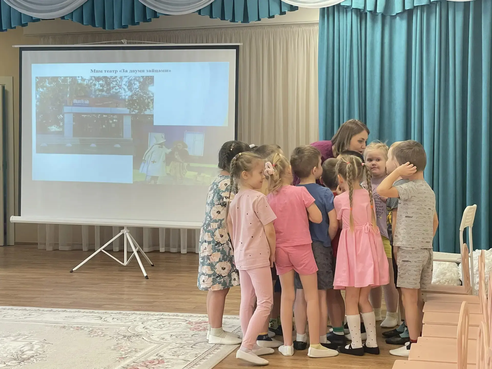 27 марта- Международный  день театра.