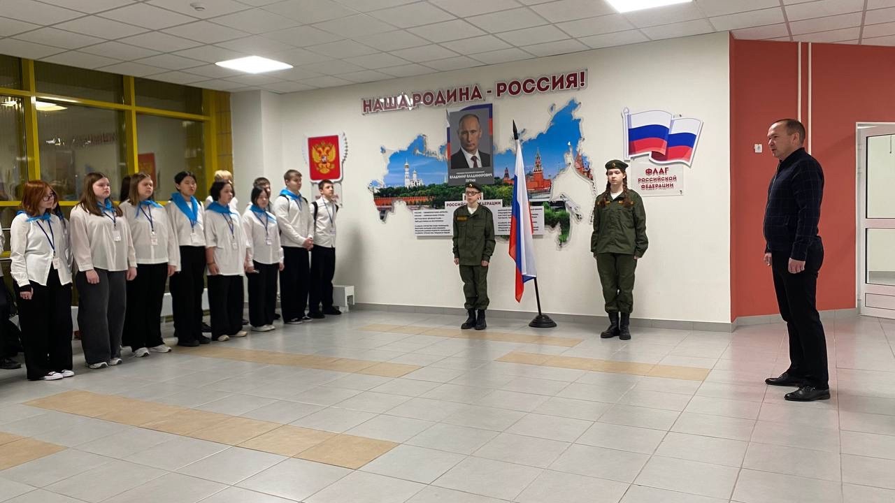 ТОРЖЕСТВЕННАЯ ЛИНЕЙКА.